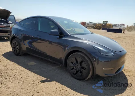 2025 Tesla Model Y из США, поврежденный, VIN 7SAYGAEE4SF251829